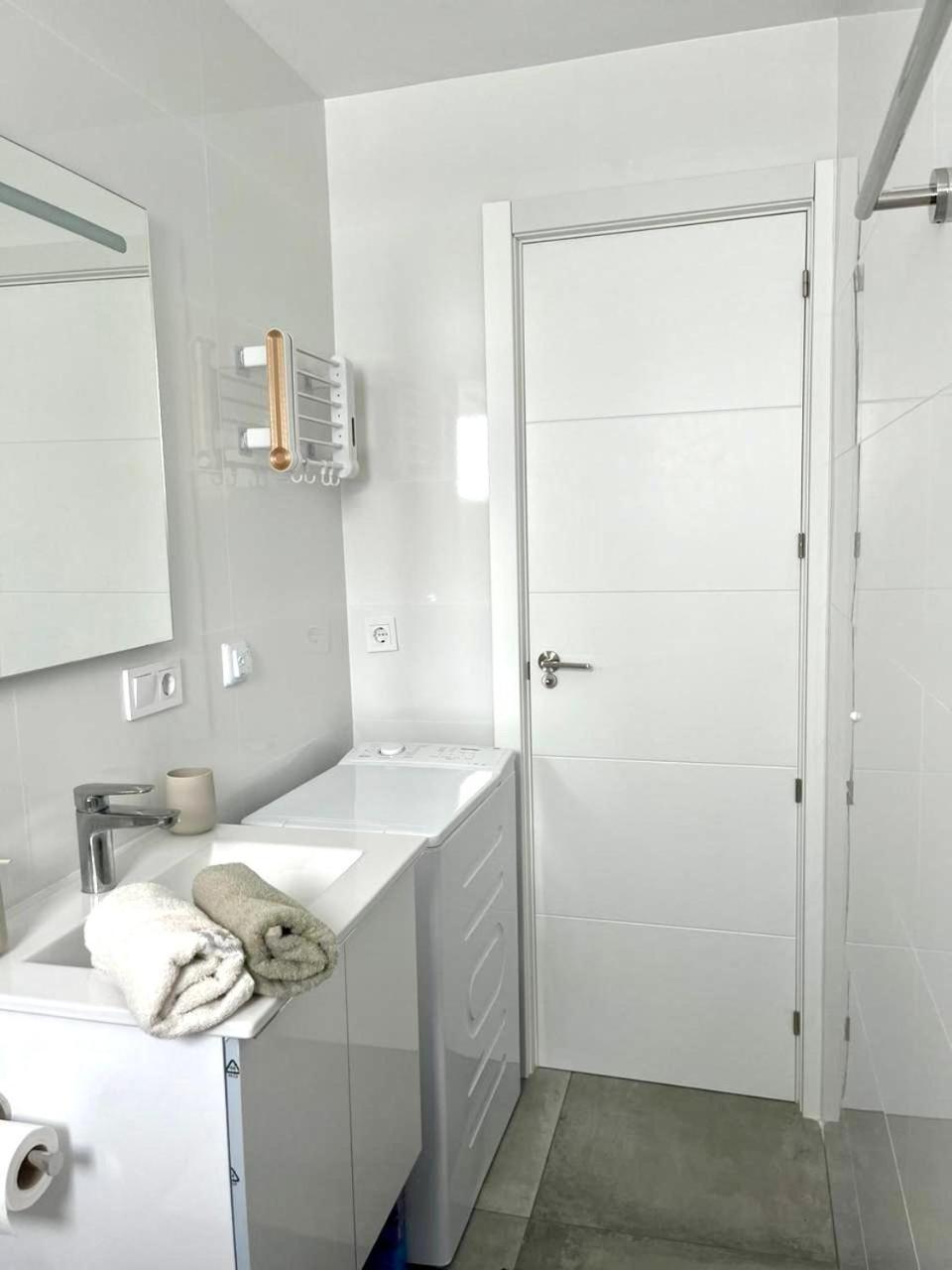 Stylish Apartment In Santa Pola Bagian luar foto