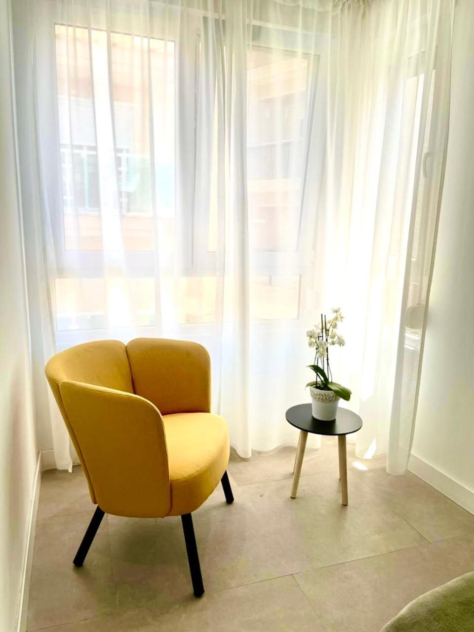 Stylish Apartment In Santa Pola Bagian luar foto